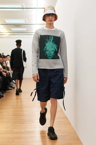 Look 42